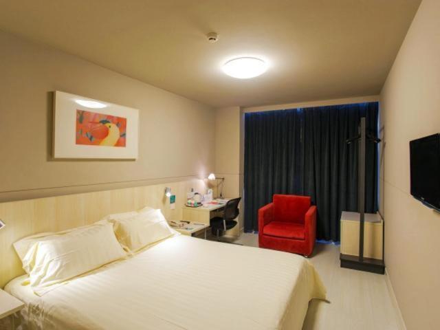 Jinjiang Inn Haimen Jiefang Middle Road Экстерьер фото